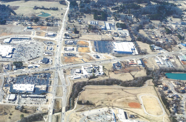 Hampton Cove Retail Center, 3110 Mountain Cove Circle Huntsville, AL