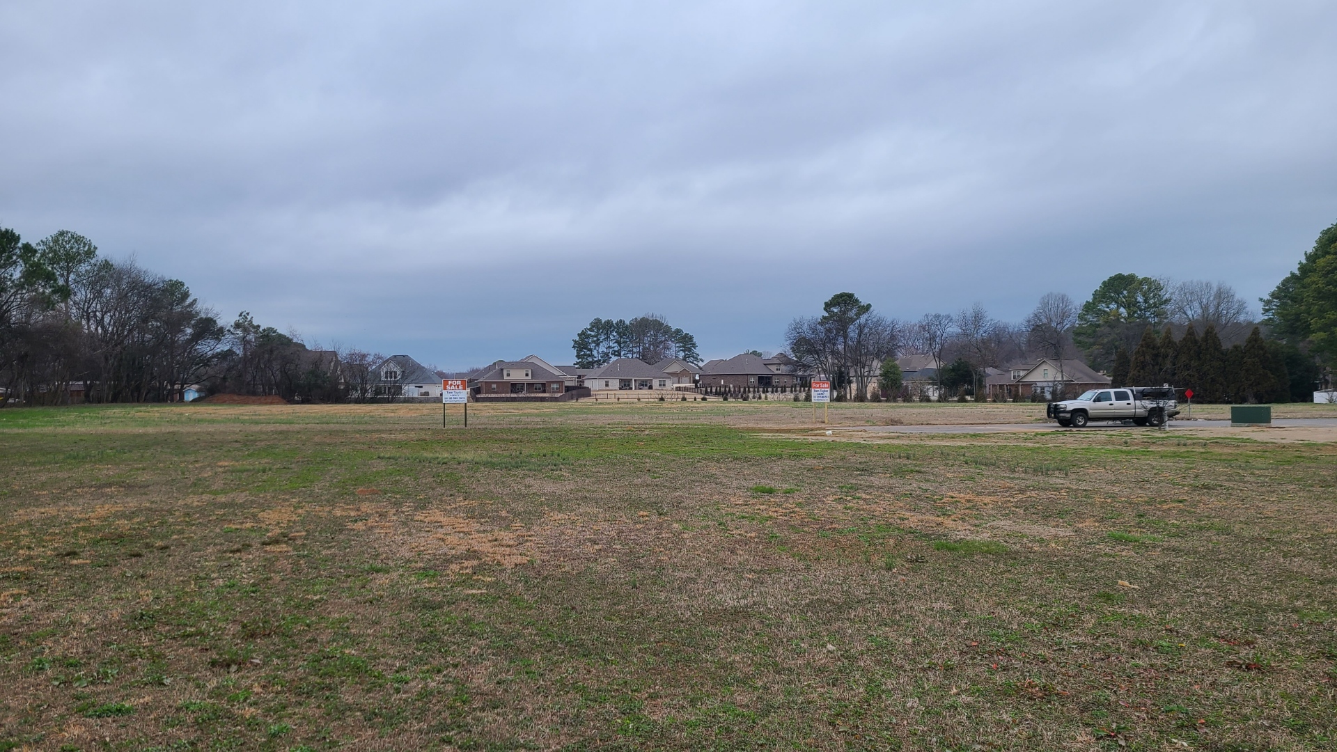 Henderson Run Blvd.